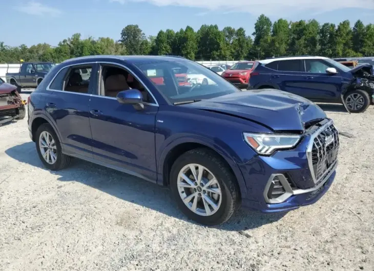 AUDI Q3 PREMIUM 2023 vin WA1EECF31P1034019 from auto auction Copart