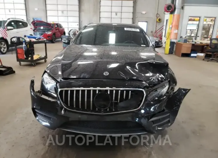 MERCEDES-BENZ E 300 4MAT 2018 vin WDDZF4KBXJA393776 from auto auction Copart