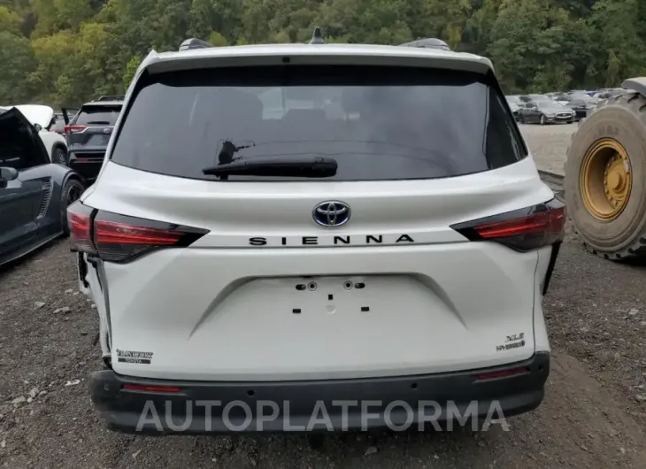 TOYOTA SIENNA XLE 2022 vin 5TDYRKECXNS119962 from auto auction Copart