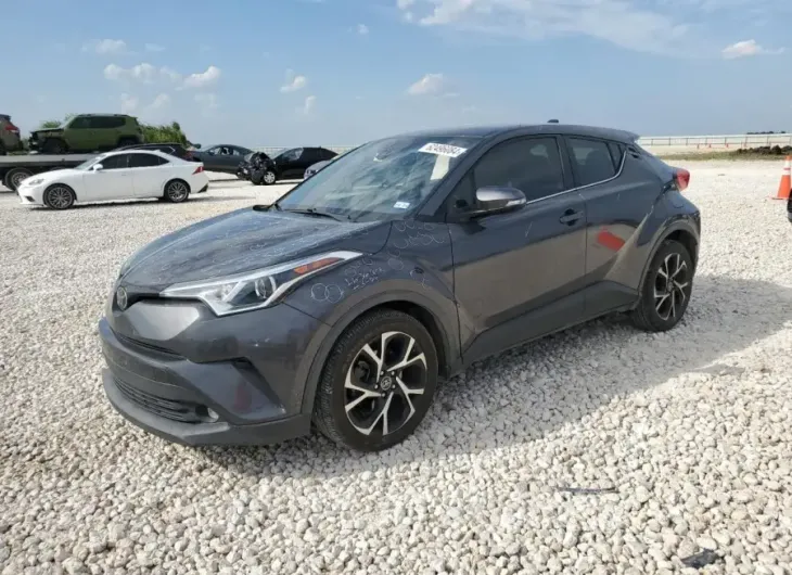 TOYOTA C-HR XLE 2019 vin NMTKHMBX1KR076263 from auto auction Copart