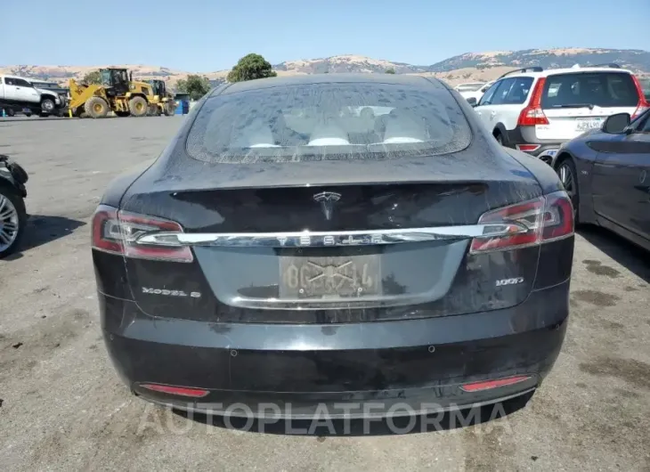 TESLA MODEL S 2018 vin 5YJSA1E27JF282923 from auto auction Copart