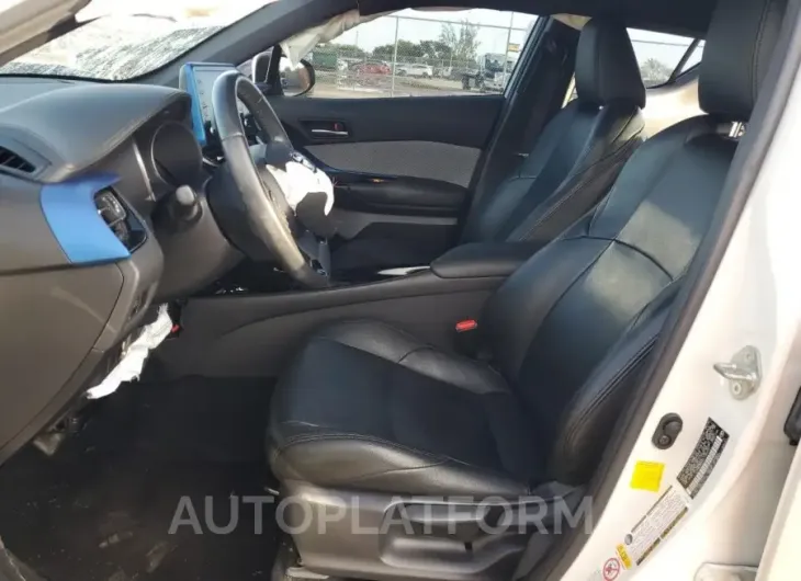 TOYOTA C-HR XLE 2019 vin JTNKHMBXXK1060797 from auto auction Copart