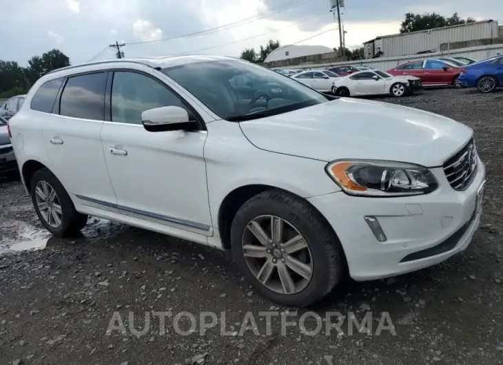 VOLVO XC60 T6 PL 2016 vin YV449MRM8G2879957 from auto auction Copart