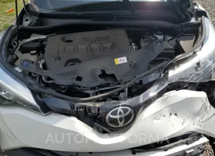 TOYOTA C-HR XLE 2020 vin NMTKHMBX9LR114470 from auto auction Copart