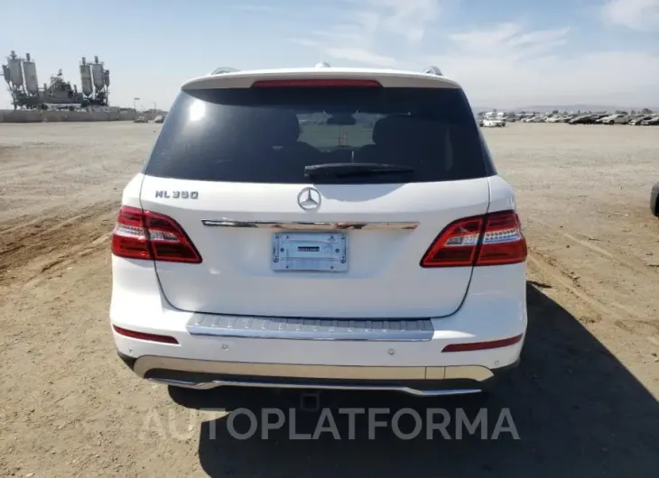 MERCEDES-BENZ ML 350 2015 vin 4JGDA5JBXFA563745 from auto auction Copart