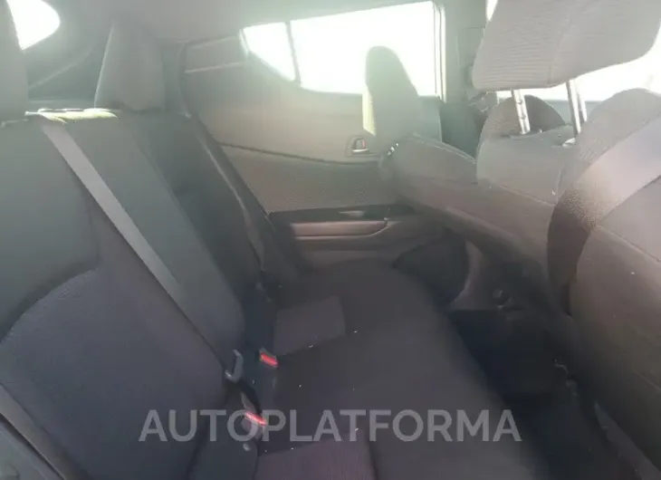 TOYOTA C-HR XLE 2019 vin JTNKHMBX0K1015819 from auto auction Copart