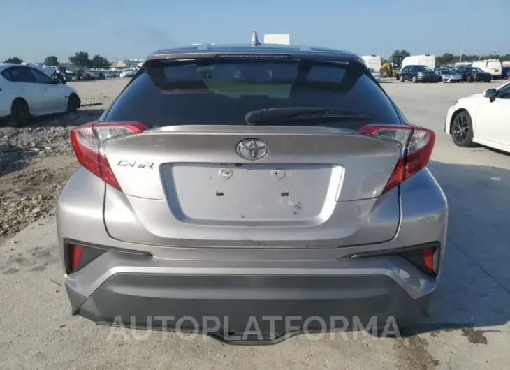 TOYOTA C-HR XLE 2019 vin JTNKHMBX0K1015819 from auto auction Copart