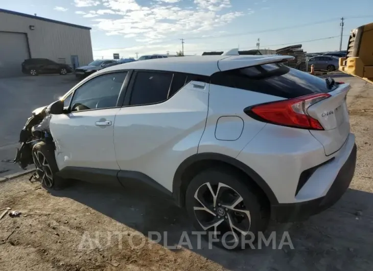 TOYOTA C-HR XLE 2018 vin NMTKHMBXXJR015962 from auto auction Copart