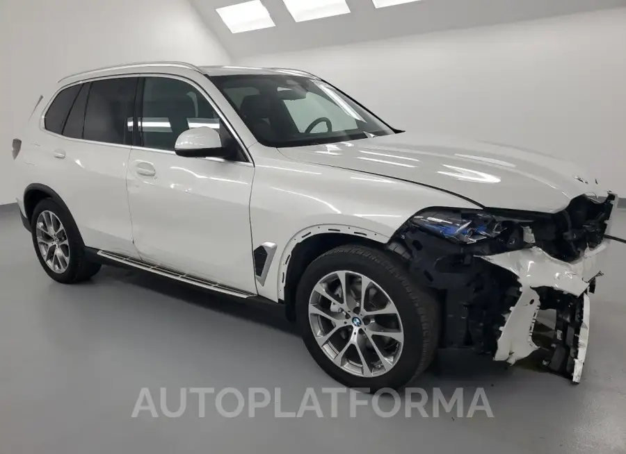 BMW X5 XDRIVE4 2024 vin 5UX23EU01R9T84935 from auto auction Copart