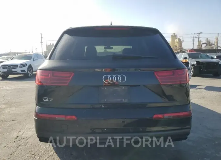 AUDI Q7 PRESTIG 2019 vin WA1VAAF70KD013978 from auto auction Copart