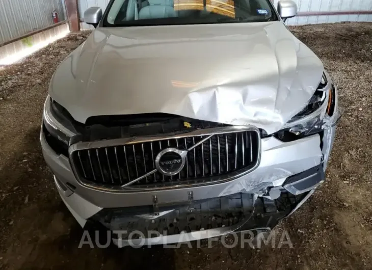 VOLVO XC60 T5 IN 2021 vin YV4102RL1M1885917 from auto auction Copart