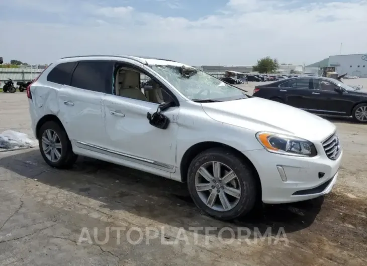 VOLVO XC60 T5 IN 2017 vin YV440MDU1H2023225 from auto auction Copart