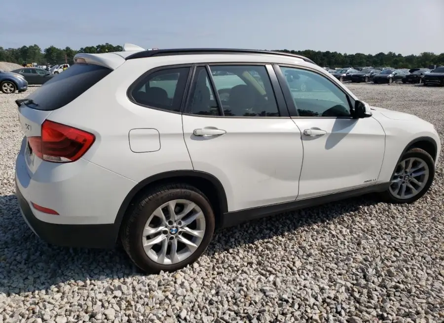 BMW X1 XDRIVE2 2015 vin WBAVL1C53FVY34878 from auto auction Copart