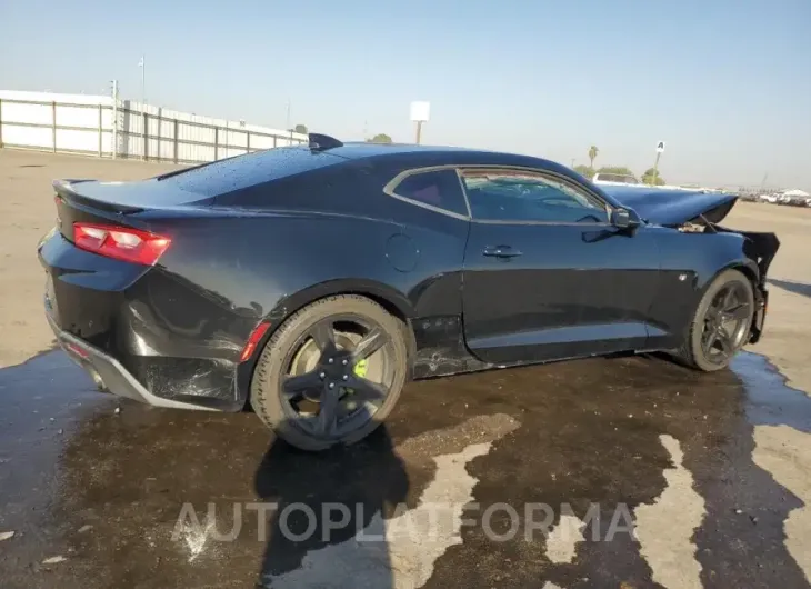 CHEVROLET CAMARO LT 2017 vin 1G1FD1RS2H0175993 from auto auction Copart