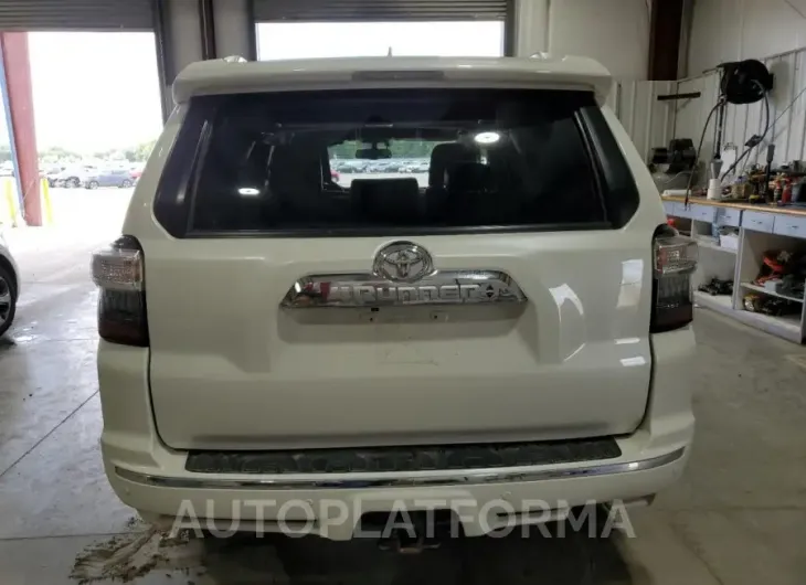 TOYOTA 4RUNNER SR 2018 vin JTEBU5JR9J5502383 from auto auction Copart