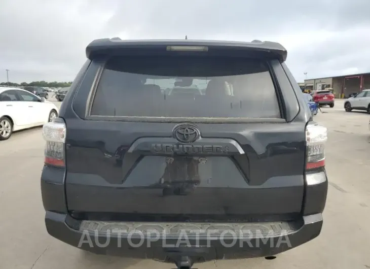 TOYOTA 4RUNNER SR 2023 vin JTEEU5JR9P5300388 from auto auction Copart