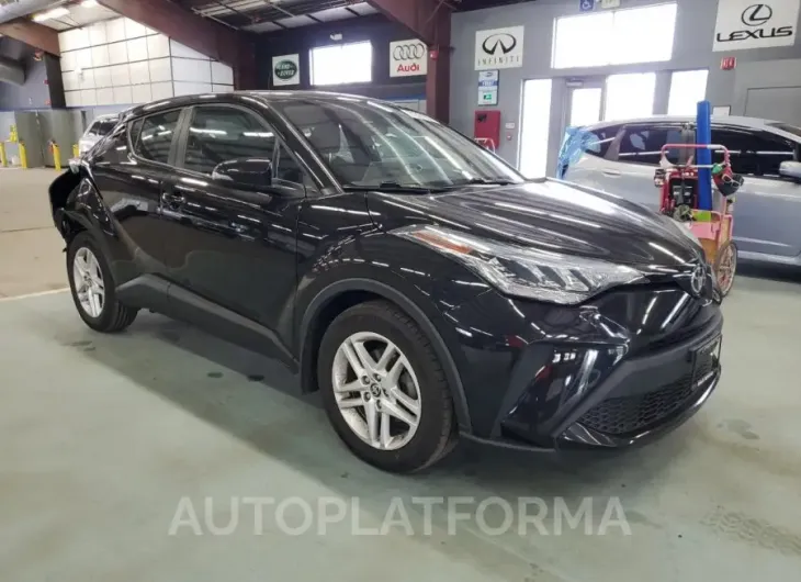 TOYOTA C-HR XLE 2020 vin NMTKHMBX2LR102922 from auto auction Copart