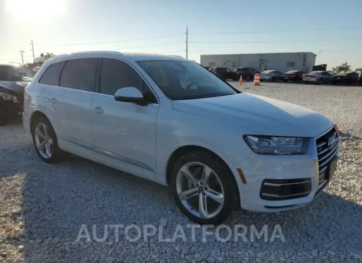 AUDI Q7 PRESTIG 2019 vin WA1VAAF79KD011288 from auto auction Copart