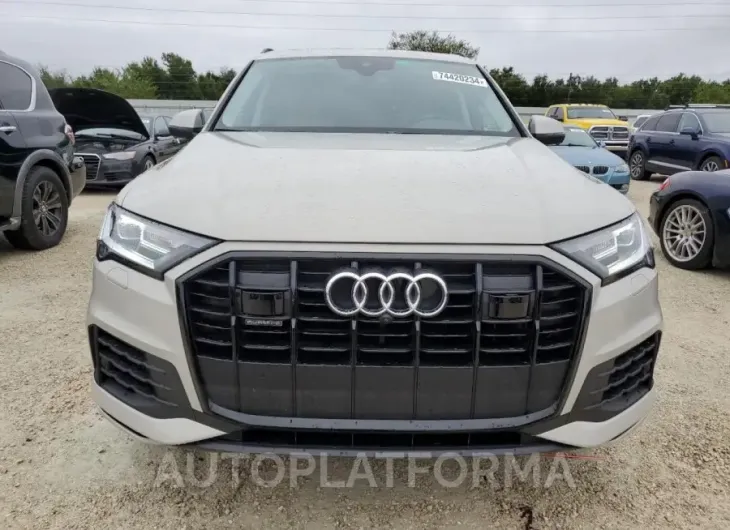 AUDI Q7 PREMIUM 2021 vin WA1LXAF7XMD037438 from auto auction Copart