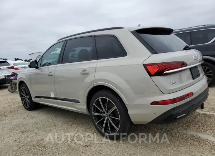 AUDI Q7 PREMIUM 2021 vin WA1LXAF7XMD037438 from auto auction Copart