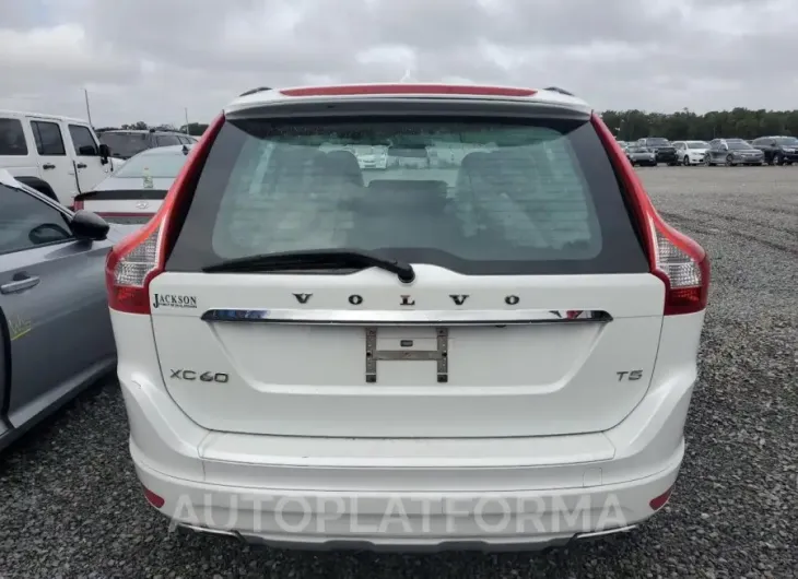 VOLVO XC60 T5 2017 vin YV440MDJ8H2091401 from auto auction Copart