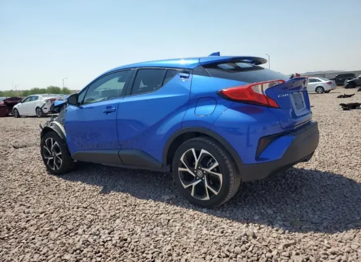 TOYOTA C-HR XLE 2021 vin JTNKHMBX2M1113916 from auto auction Copart