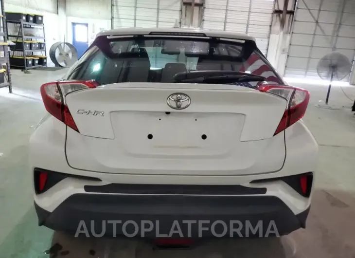 TOYOTA C-HR XLE 2018 vin NMTKHMBXXJR047651 from auto auction Copart