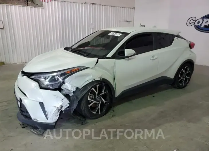 TOYOTA C-HR XLE 2018 vin NMTKHMBXXJR047651 from auto auction Copart