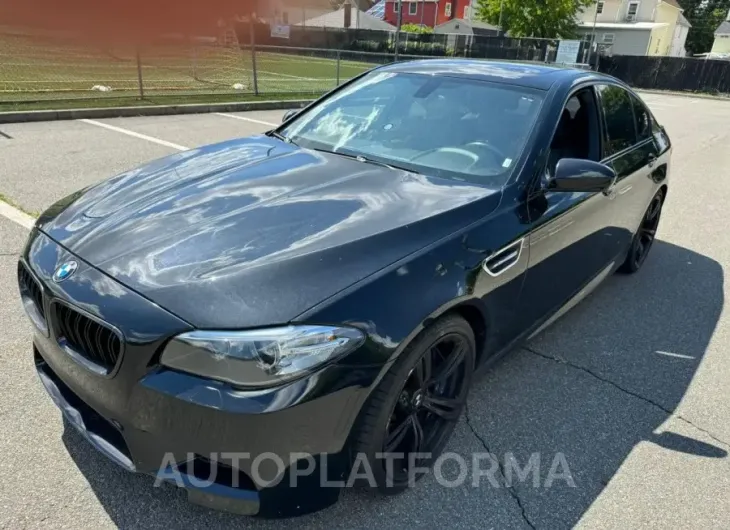 BMW M5 2015 vin WBSFV9C56FD595096 from auto auction Copart