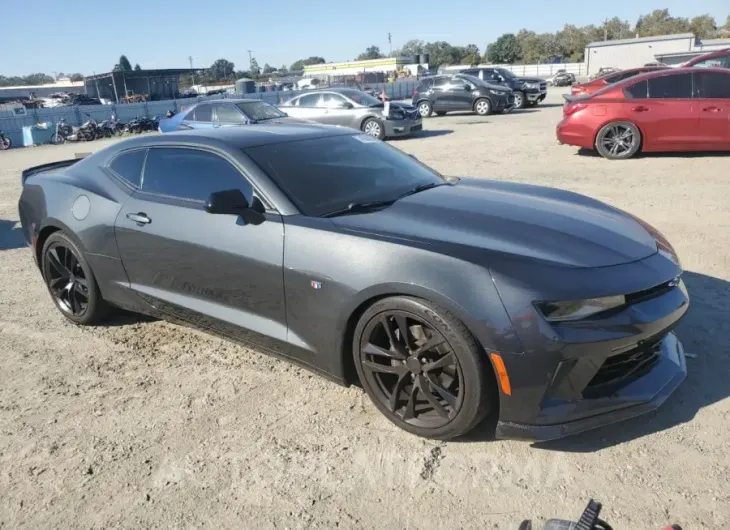 CHEVROLET CAMARO LT 2018 vin 1G1FC1RS4J0109406 from auto auction Copart