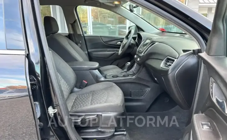 CHEVROLET EQUINOX LT 2019 vin 2GNAXUEV1K6116515 from auto auction Copart