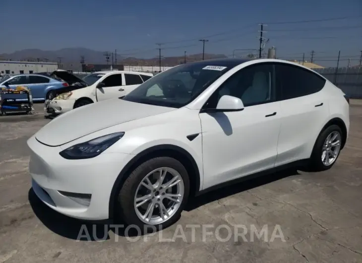 TESLA MODEL Y 2023 vin 7SAYGDEE9PA062390 from auto auction Copart