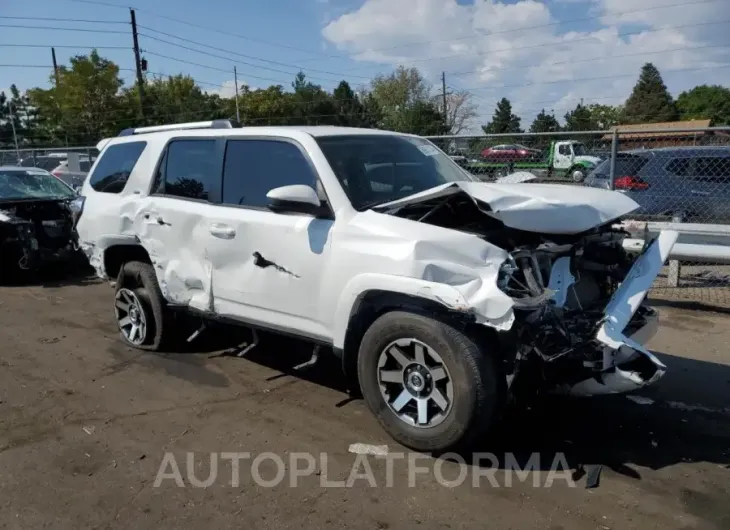 TOYOTA 4RUNNER SR 2019 vin JTEBU5JR8K5662739 from auto auction Copart