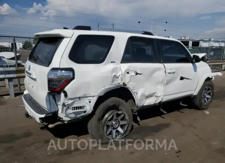 TOYOTA 4RUNNER SR 2019 vin JTEBU5JR8K5662739 from auto auction Copart