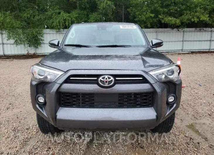 TOYOTA 4RUNNER SE 2023 vin JTENU5JR8P6124475 from auto auction Copart