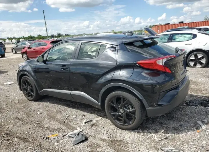 TOYOTA C-HR XLE 2021 vin JTNKHMBX1M1114233 from auto auction Copart