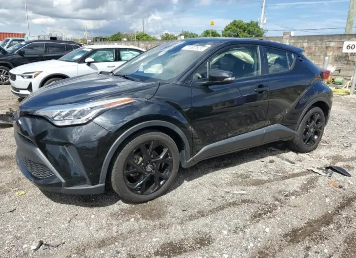 TOYOTA C-HR XLE 2021 vin JTNKHMBX1M1114233 from auto auction Copart