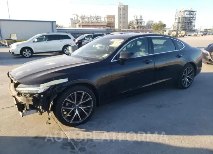 VOLVO S90 T5 MOM 2018 vin LVY982AK0JP005583 from auto auction Copart