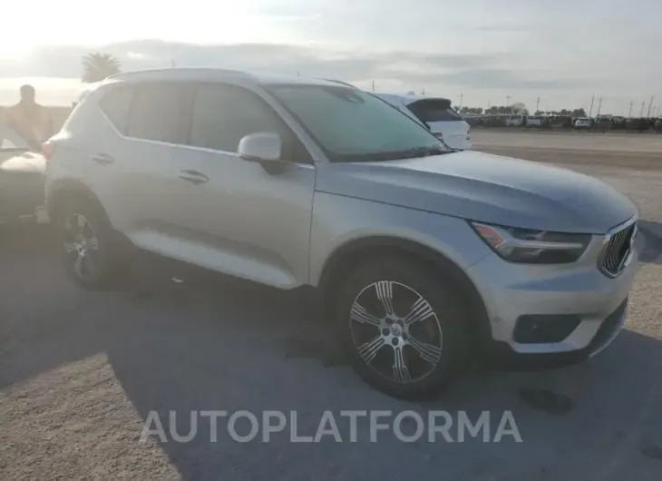 VOLVO XC40 T5 IN 2019 vin YV4162ULXK2087378 from auto auction Copart