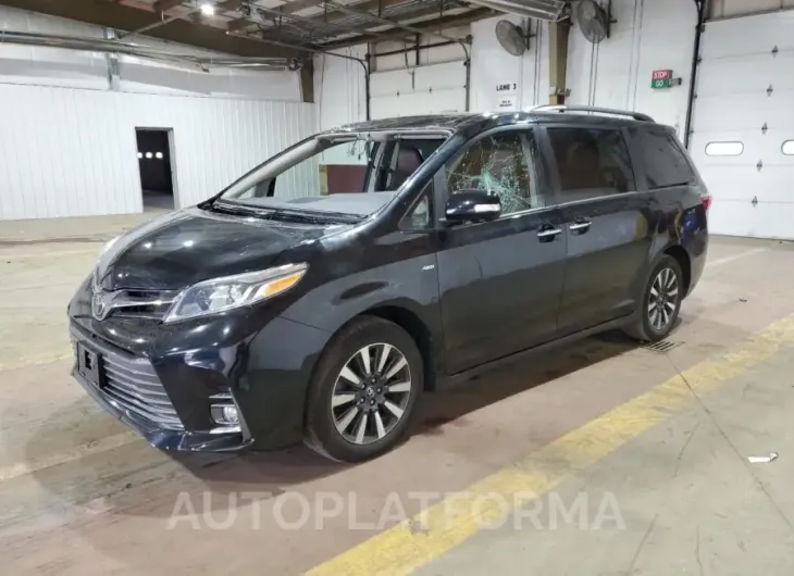 TOYOTA SIENNA XLE 2019 vin 5TDDZ3DC0KS214824 from auto auction Copart