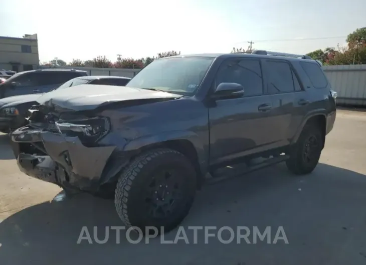 TOYOTA 4RUNNER SR 2020 vin JTEBU5JR8L5827531 from auto auction Copart