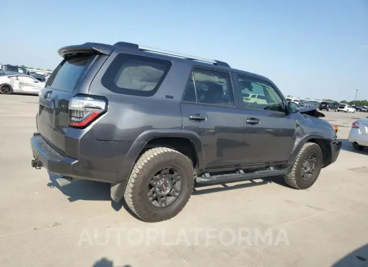 TOYOTA 4RUNNER SR 2020 vin JTEBU5JR8L5827531 from auto auction Copart