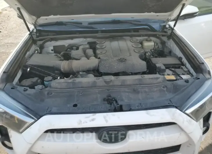 TOYOTA 4RUNNER SR 2019 vin JTEBU5JR9K5731597 from auto auction Copart