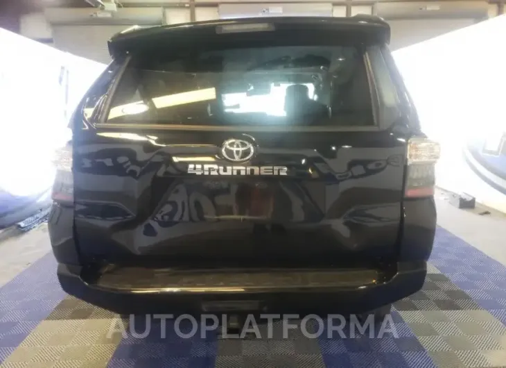 TOYOTA 4RUNNER SR 2022 vin JTENU5JR8N6085593 from auto auction Copart