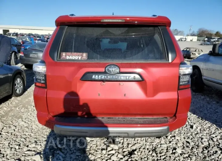 TOYOTA 4RUNNER SR 2022 vin JTERU5JR4N5988539 from auto auction Copart