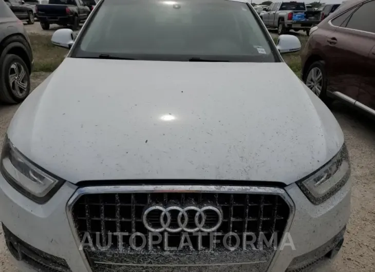 AUDI Q3 PRESTIG 2015 vin WA1FFCFS5FR013568 from auto auction Copart