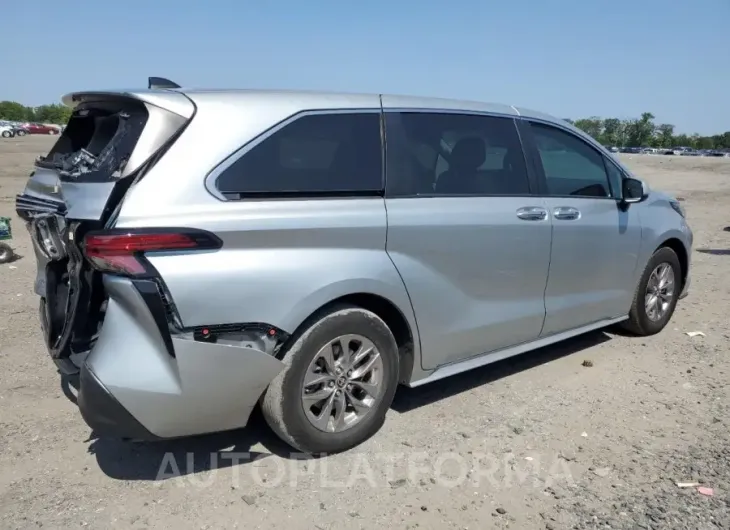 TOYOTA SIENNA XLE 2021 vin 5TDYRKEC3MS004831 from auto auction Copart