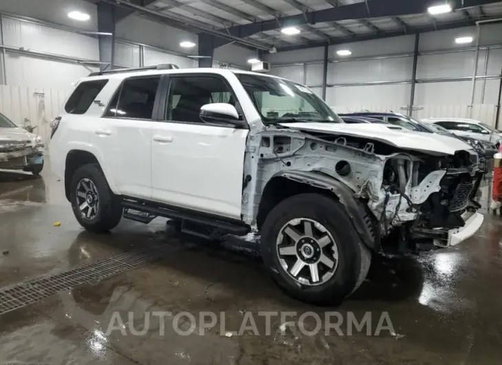 TOYOTA 4RUNNER SR 2020 vin JTEBU5JR6L5770648 from auto auction Copart