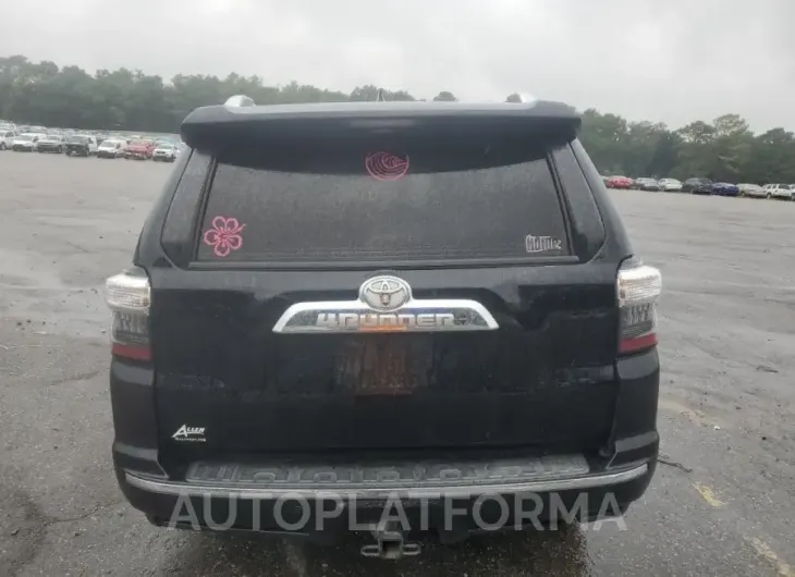 TOYOTA 4RUNNER SR 2019 vin JTEBU5JR8K5693764 from auto auction Copart