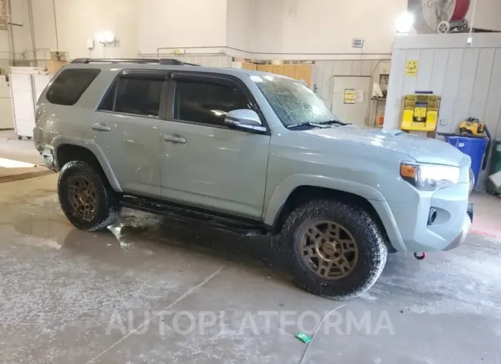 TOYOTA 4RUNNER SR 2022 vin JTERU5JRXN5985743 from auto auction Copart